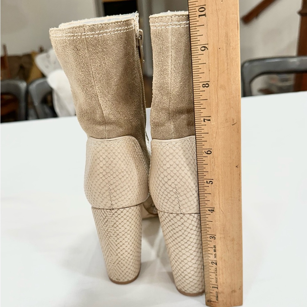 Matisse Cobra Block Heel Booties Ivory/Snakeskin Size 8.5 - Picture 6 of 11